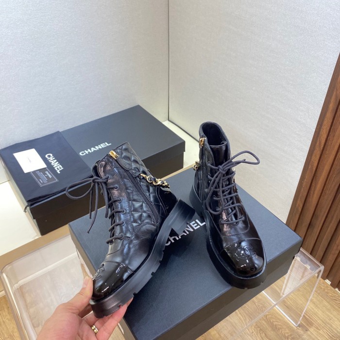 Chanel 004 boots XM093