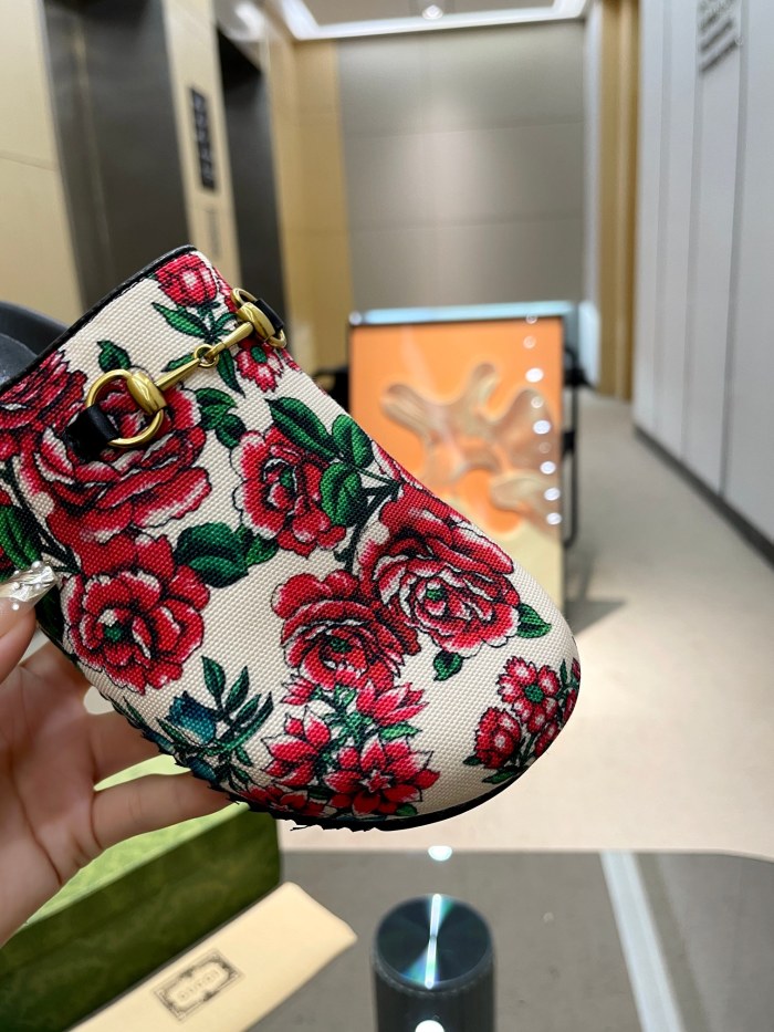 Gucci shoes 030 XM022