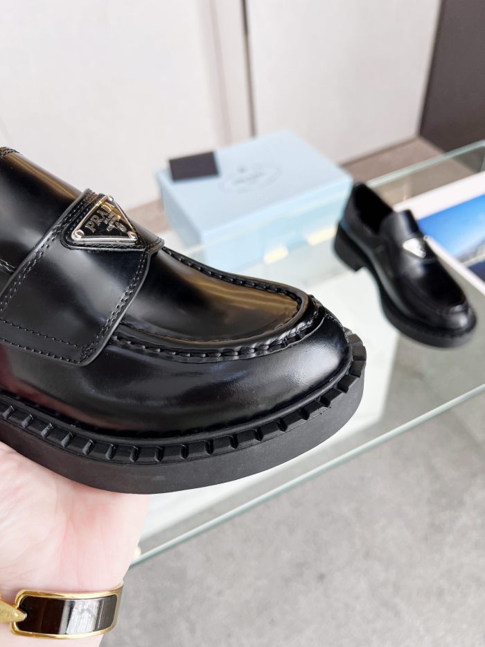 PRADA shoes 005 XM072