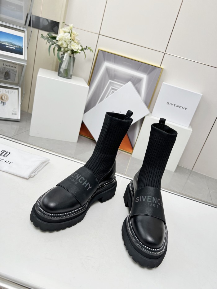 Givenchy 006 boots XM003