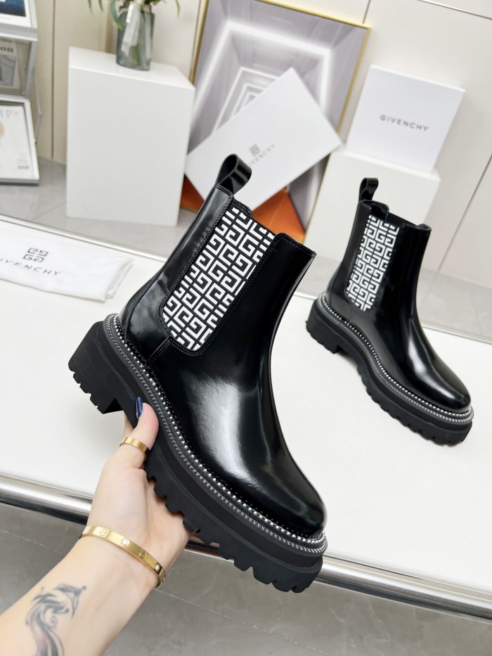 Givenchy 005 boots XM023