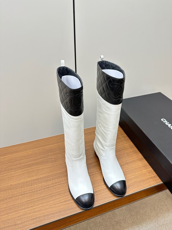 Chanel 007 boots XM015