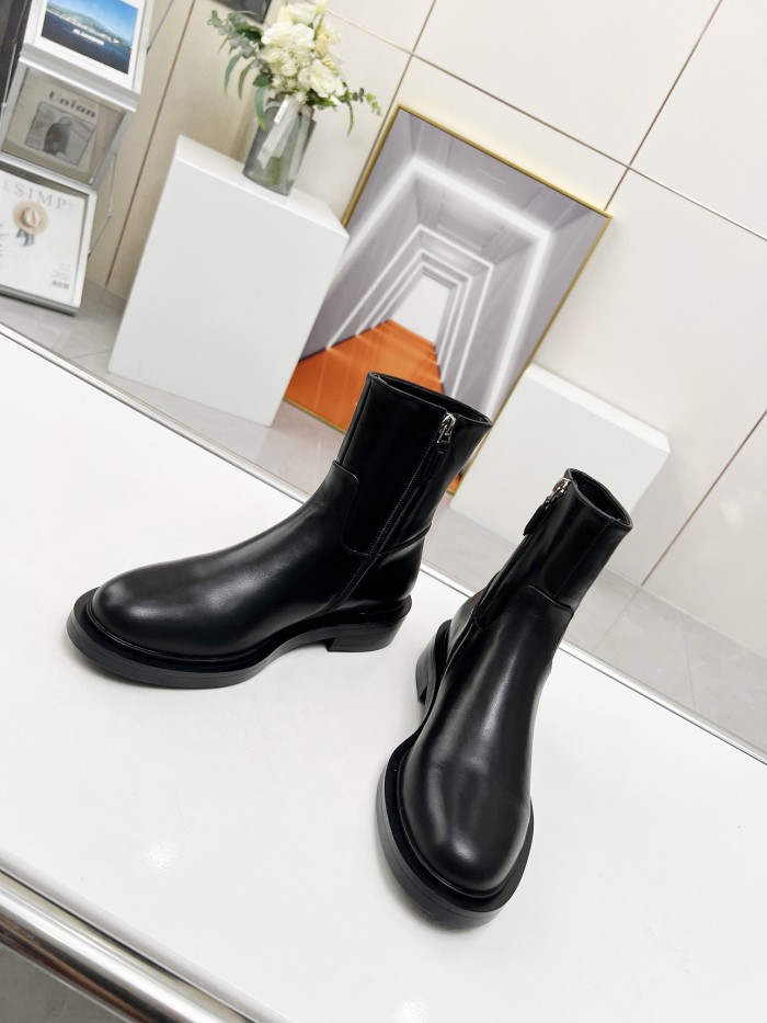 Balenciaga 001 boots XM003083