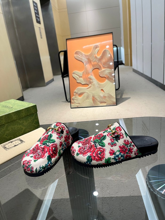 Gucci shoes 030 XM022