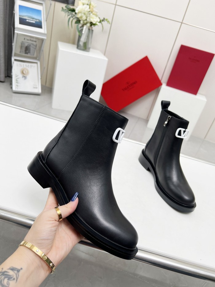 Valentino 001 boots XM023093