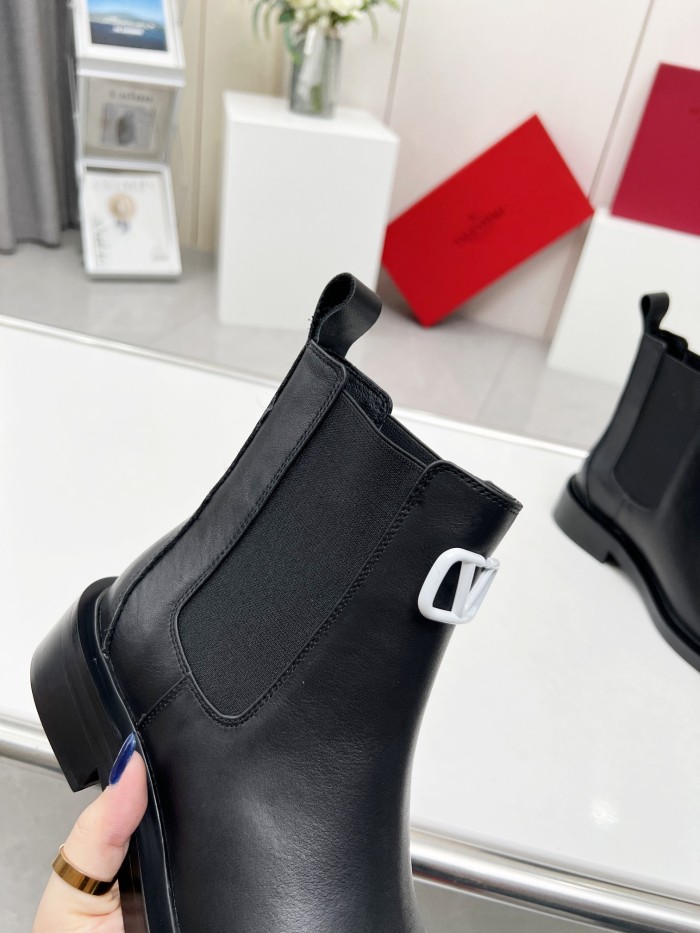 Valentino 001 boots XM023093