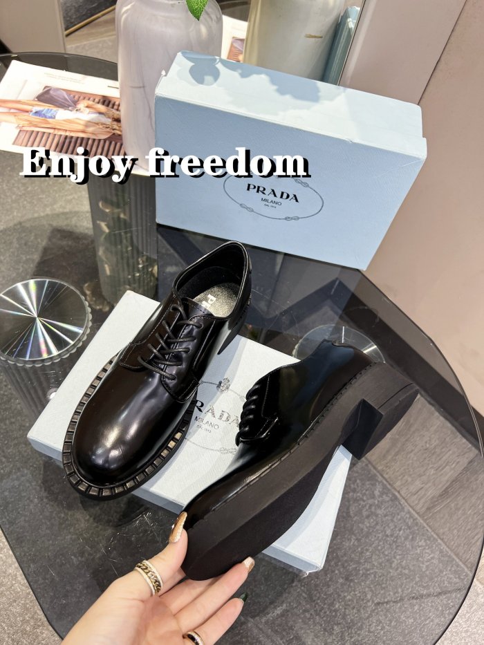 PRADA shoes 004 XM092