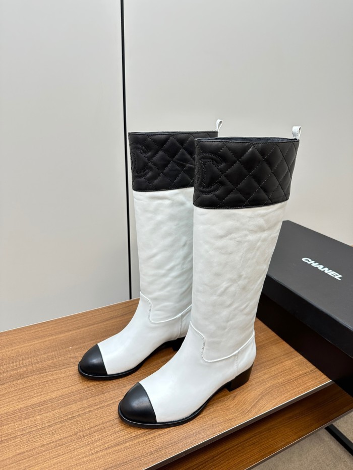 Chanel 007 boots XM015