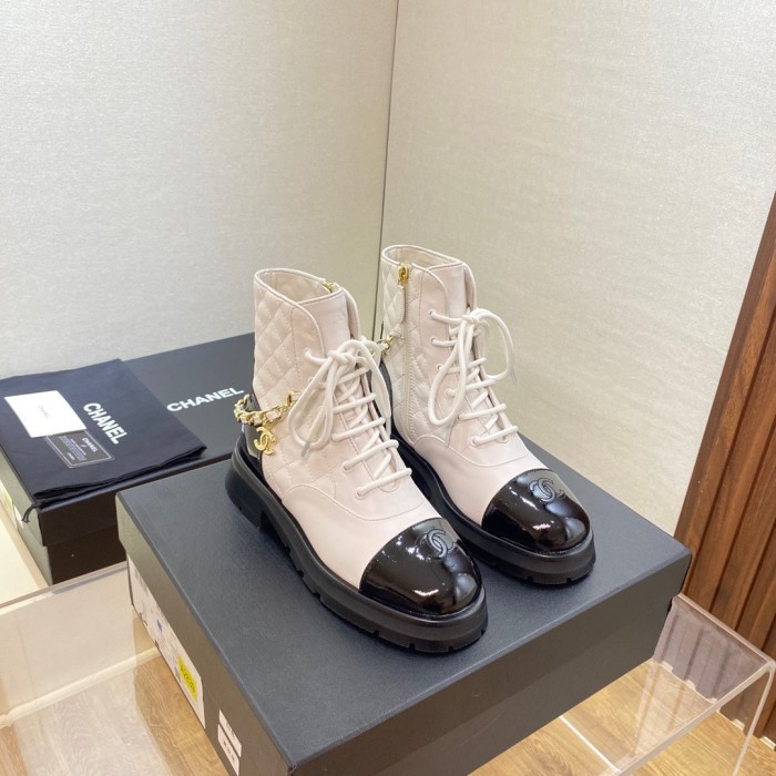Chanel 004 boots XM093