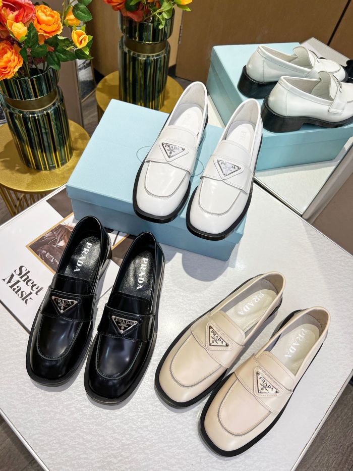PRADA shoes 009 XM092