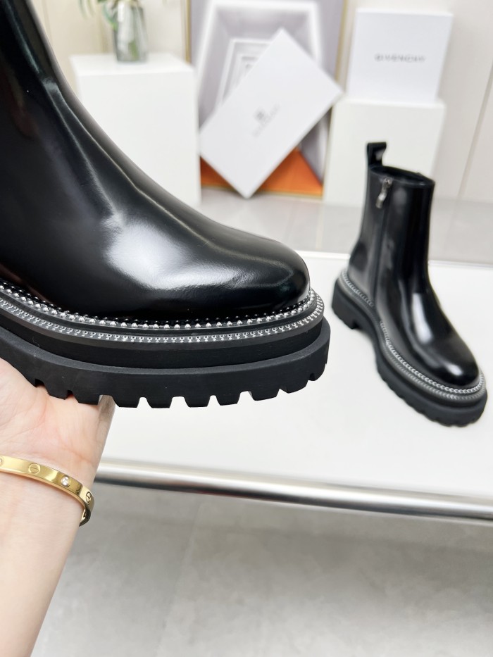 Givenchy 001 boots XM023004