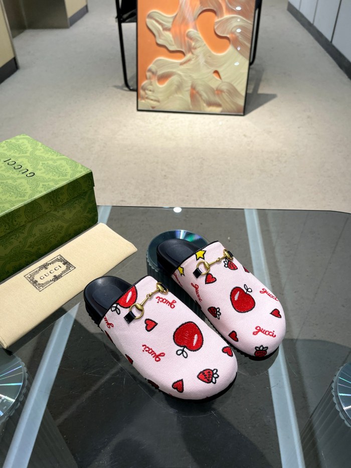 Gucci shoes 030 XM022