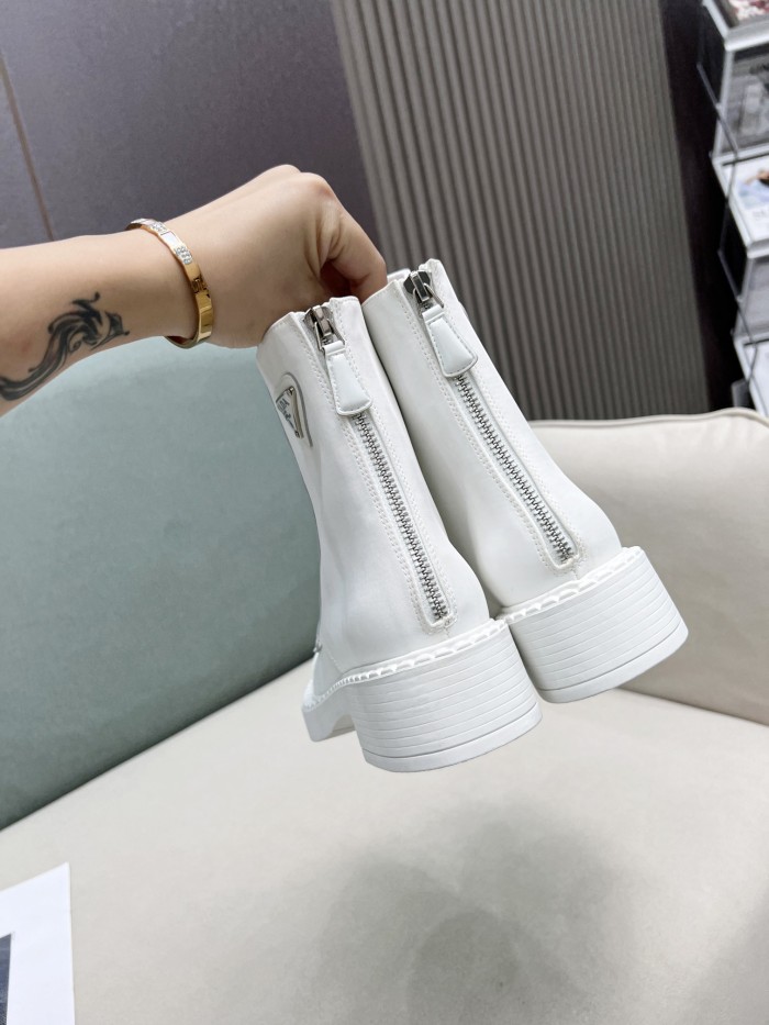 Prada 012 boots XM013