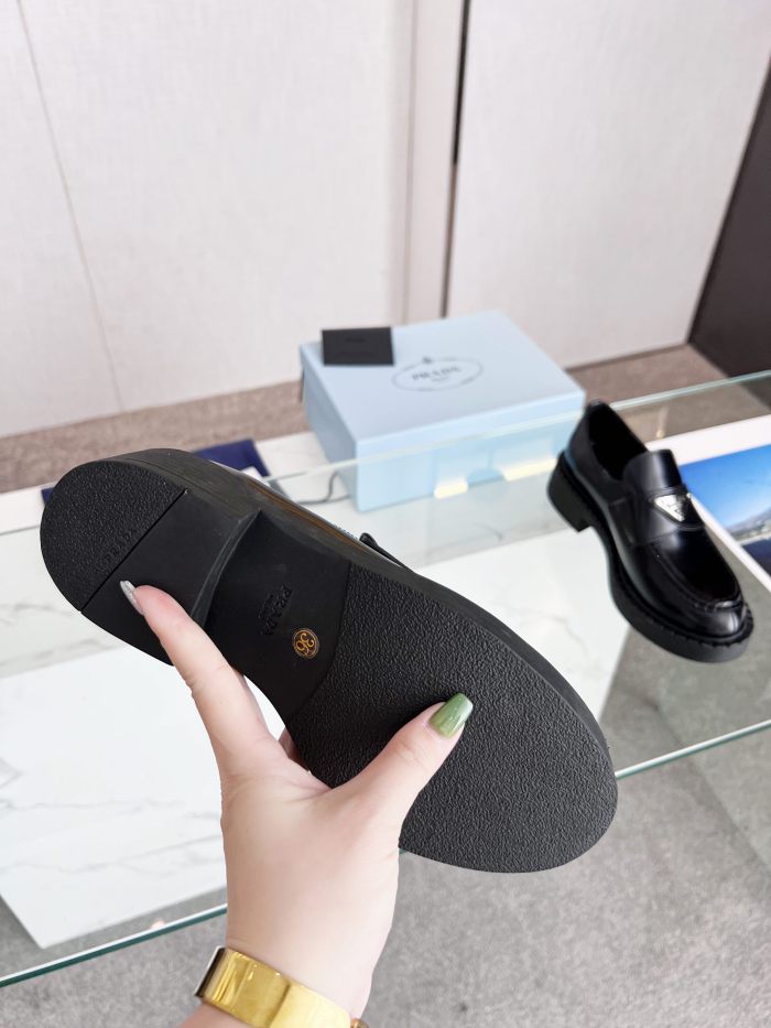 PRADA shoes 005 XM072