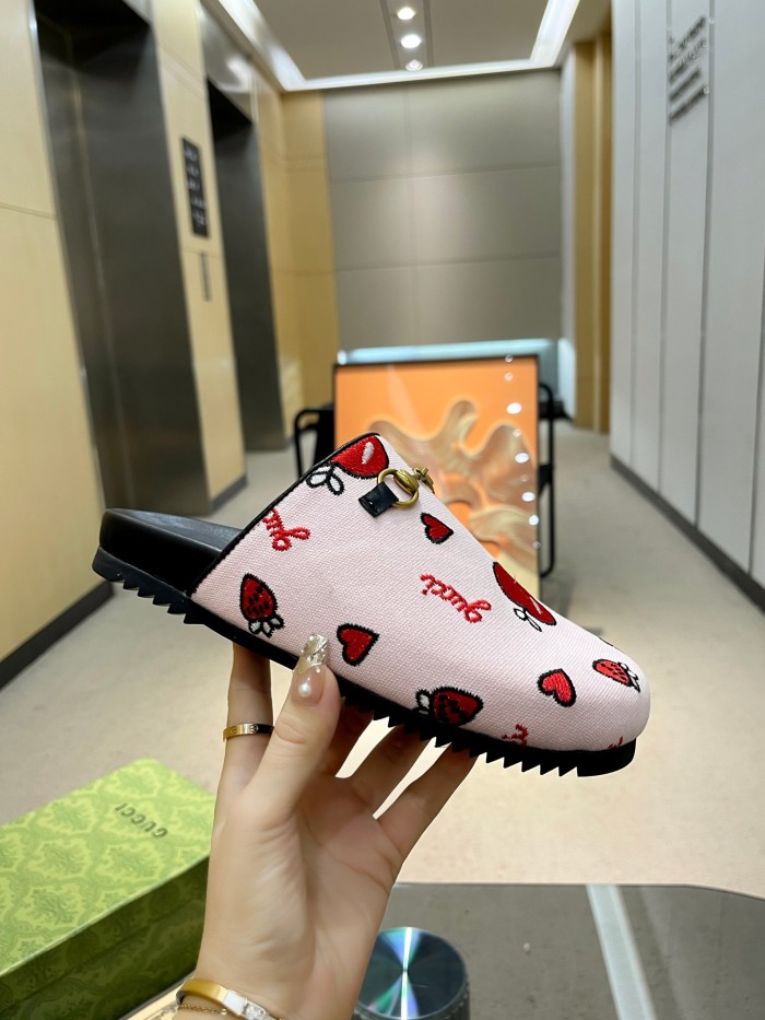 Gucci shoes 030 XM022