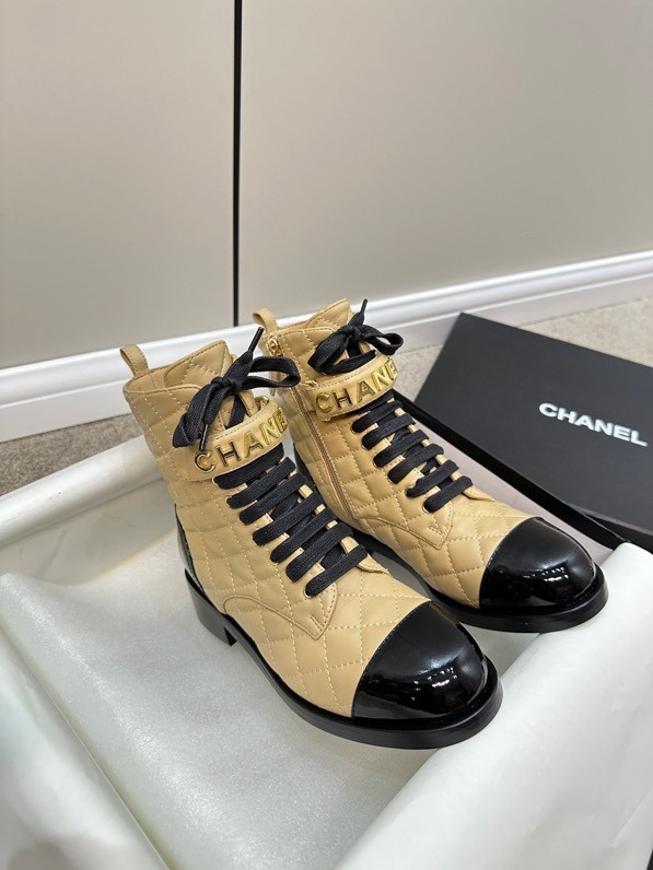 Chanel 006 boots XM093