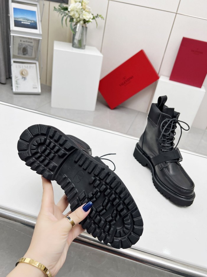 Valentino 002 boots XM003