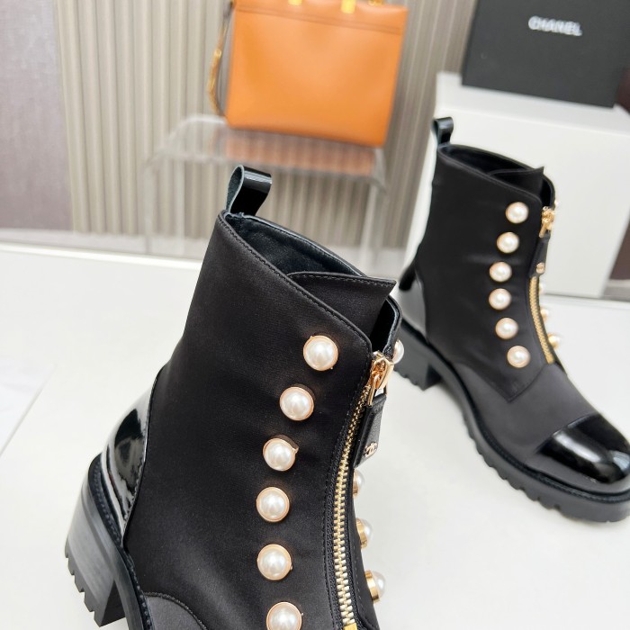 Chanel 009 boots XM063