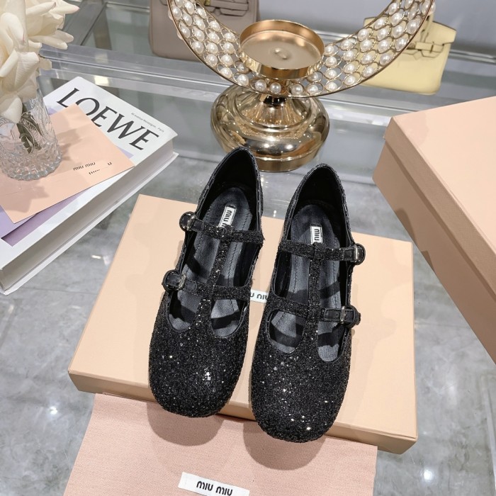 Miu Miu 003 Casual shoes XM092