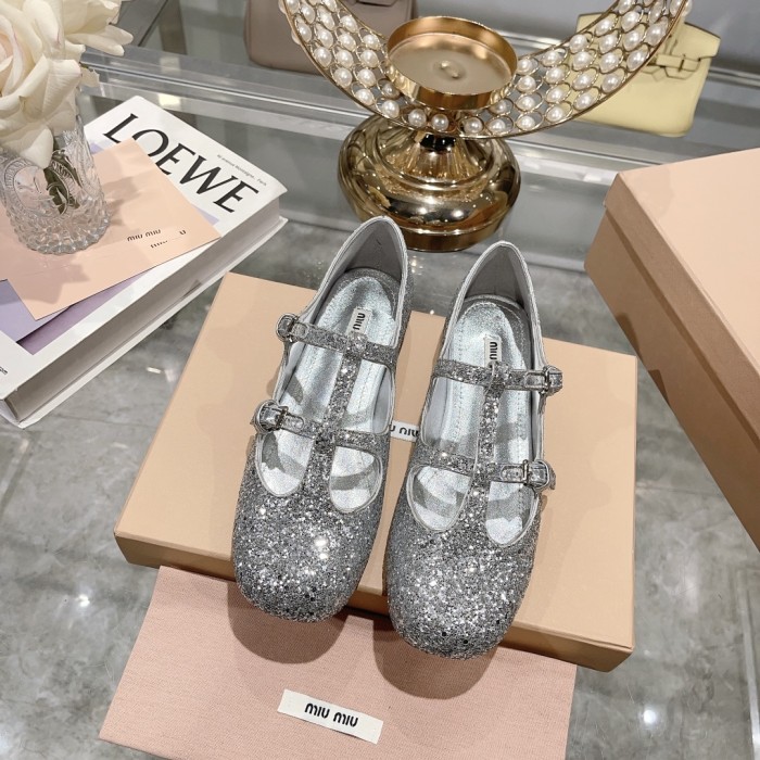 Miu Miu 003 Casual shoes XM092