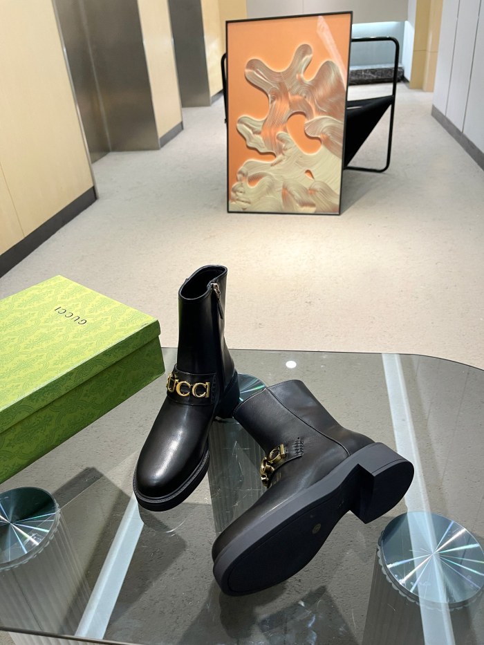Gucci 017 boots XM053063074