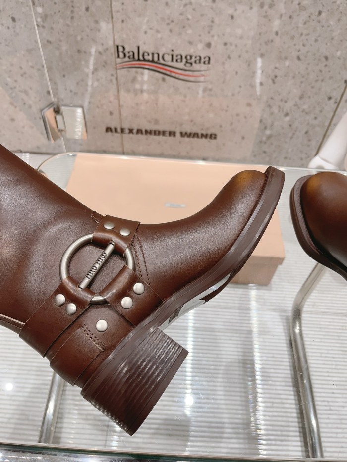Miu Miu 002 boots XM094