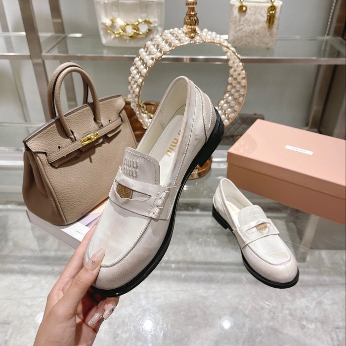 Miu Miu 007 Casual shoes XM092
