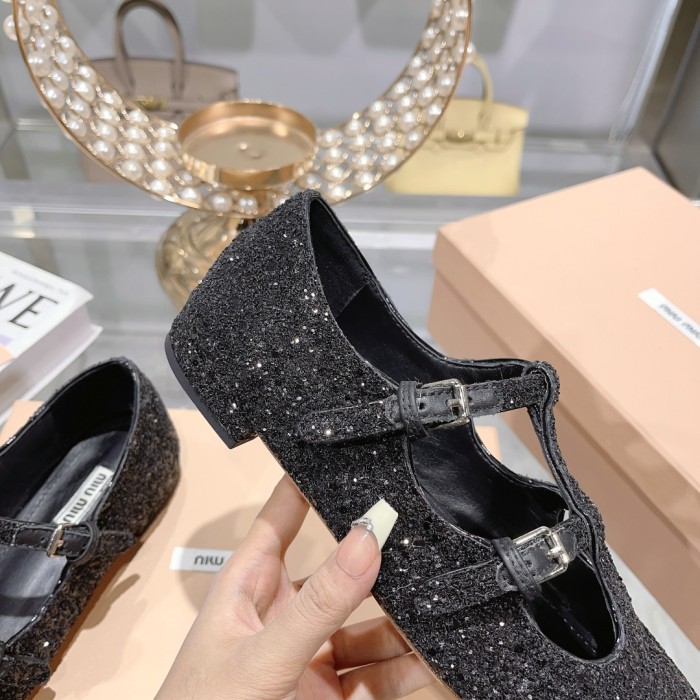 Miu Miu 003 Casual shoes XM092