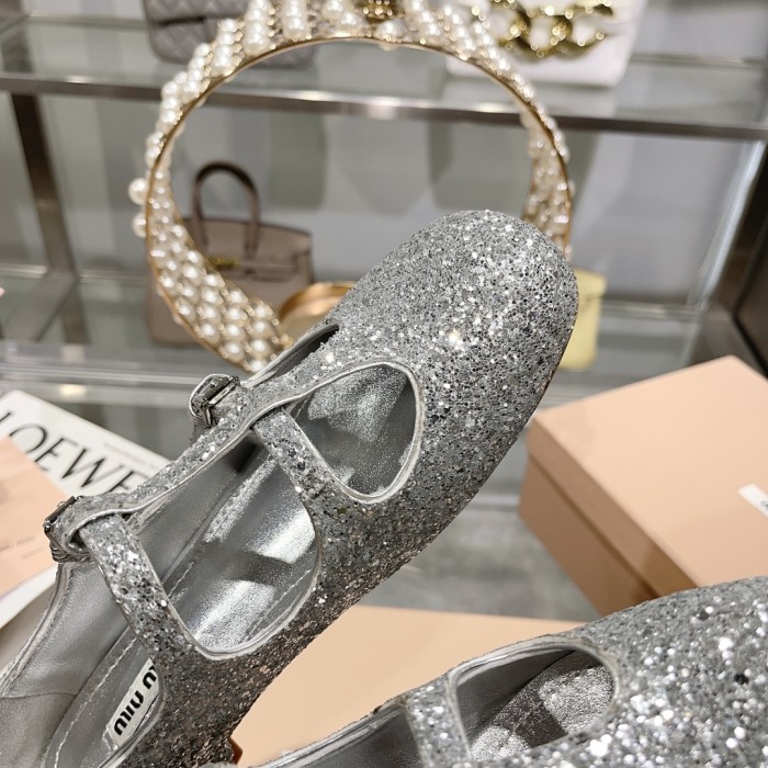 Miu Miu 003 Casual shoes XM092