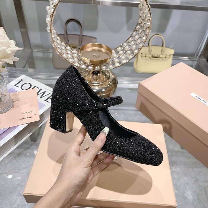 Miu Miu 004 Casual shoes XM092