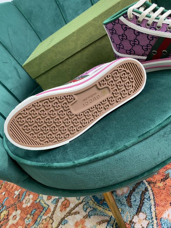 Gucci 019 Casual shoes XM082