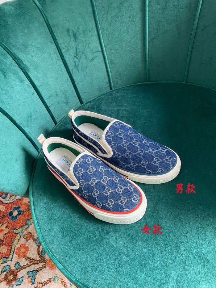Gucci 021 Casual shoes XM062