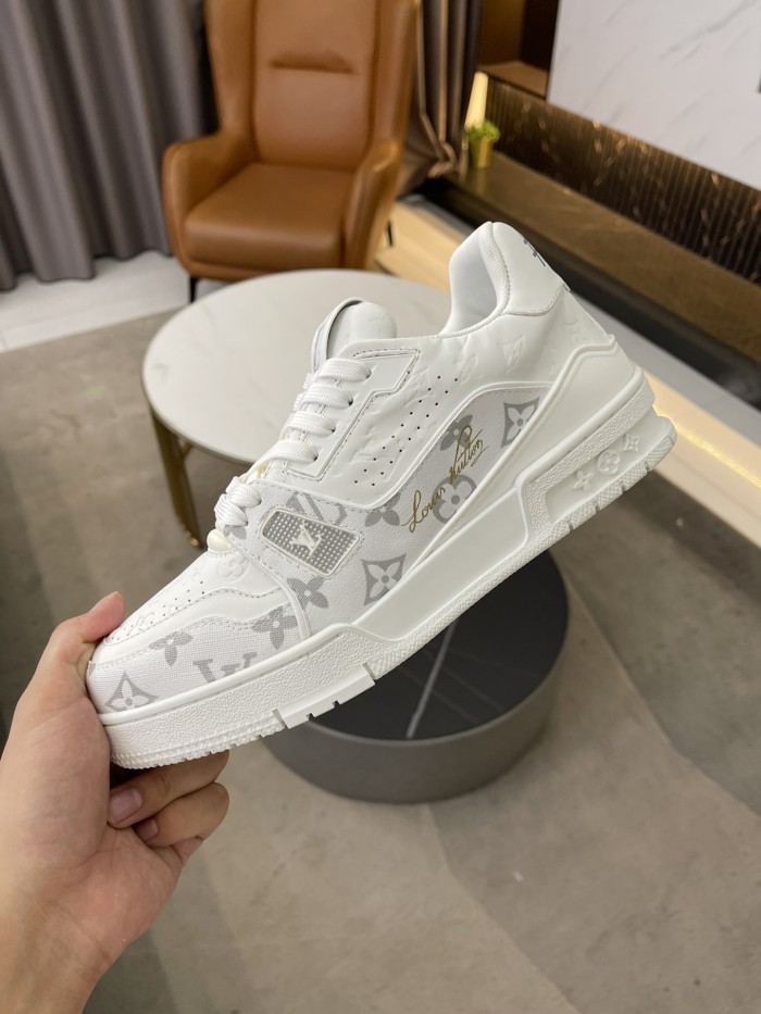 LV 022 Casual shoes XM024 03