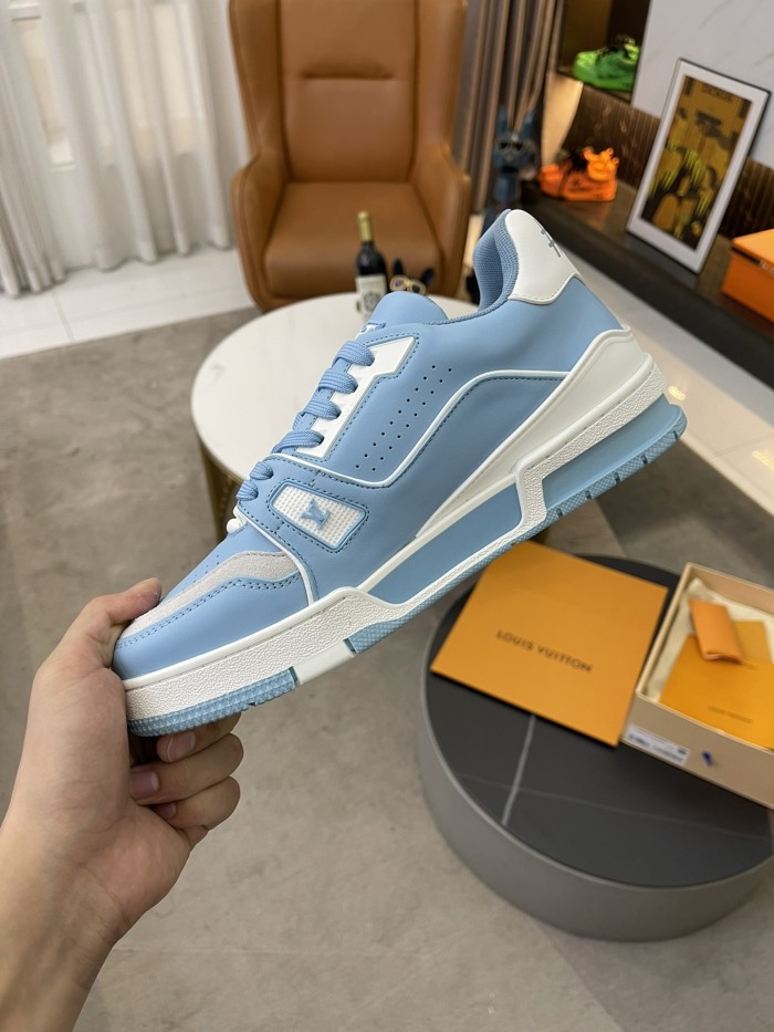 LV 022 Casual shoes XM024 01