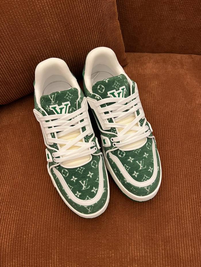 LV 025 Casual shoes XM024 01