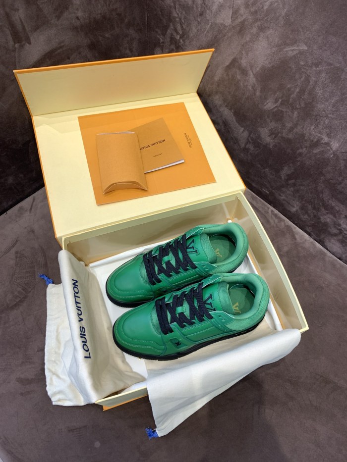 LV 024 Casual shoes XM024