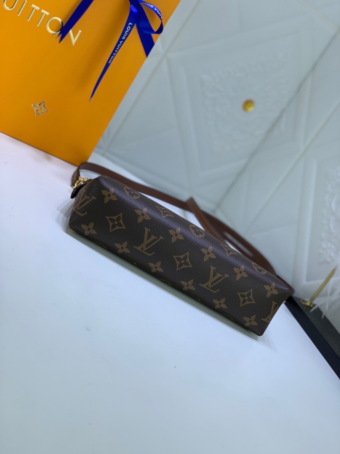 LV Pallas Clutch M41638 MQ021 23cm