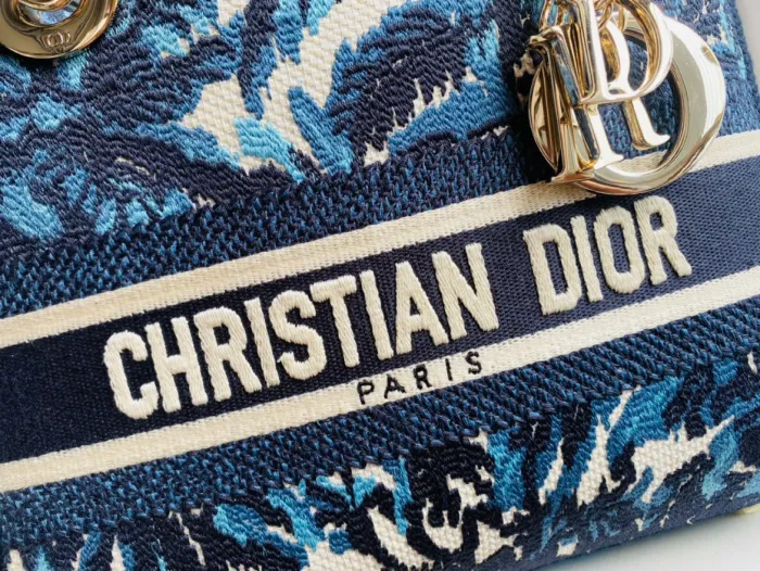 Dior Medium Lady D-Lite Bag M0565 LM003 24cm