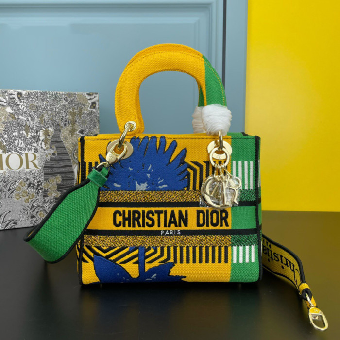 Dior Medium Lady D-Lite Bag M0565 LM003 24cm