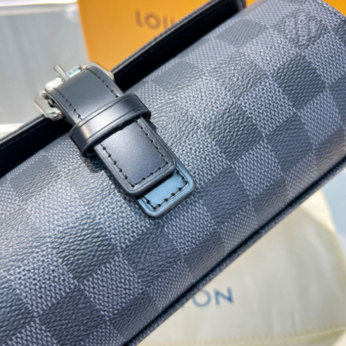 LV 3 Watch Case M47530 LM051 20cm