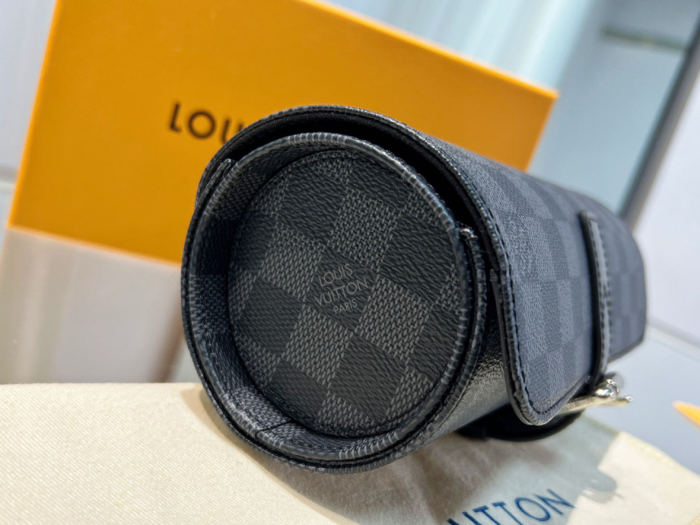 LV 3 Watch Case M47530 LM051 20cm
