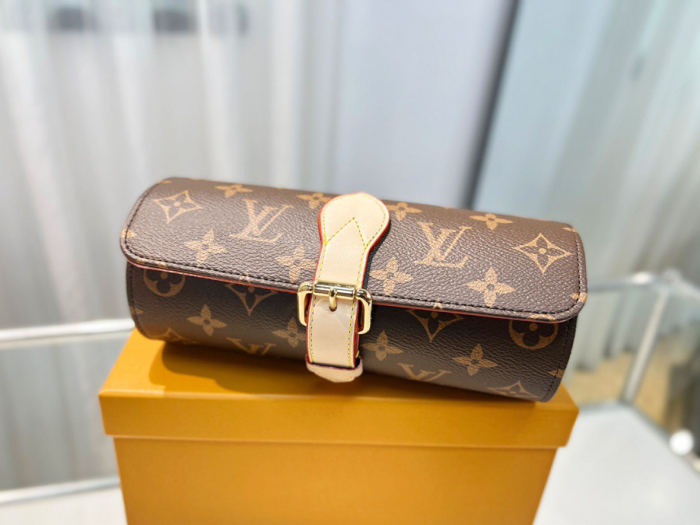 LV 3 Watch Case M47530 LM051 20cm