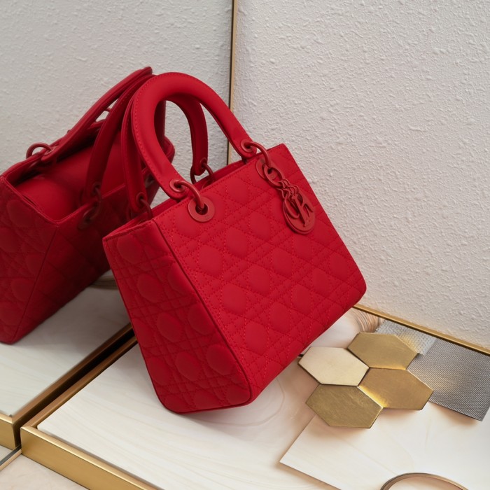 Medium Lady Dior Bag Red Matte 2022 LM071 24cm
