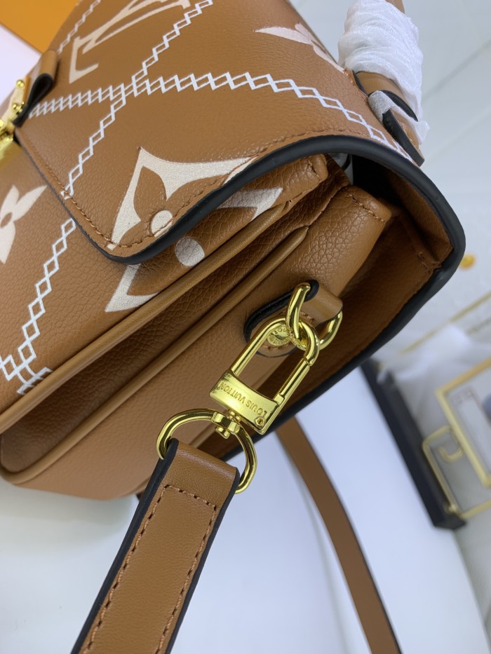 LV Pochette Metis Bag M45596 XX051 25cm