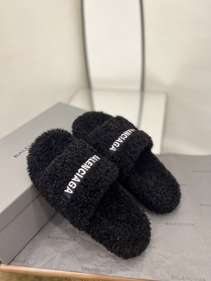 BALENCIAGA shoes 008 XM591