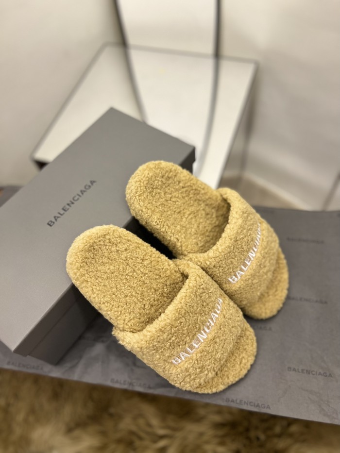 BALENCIAGA shoes 008 XM591