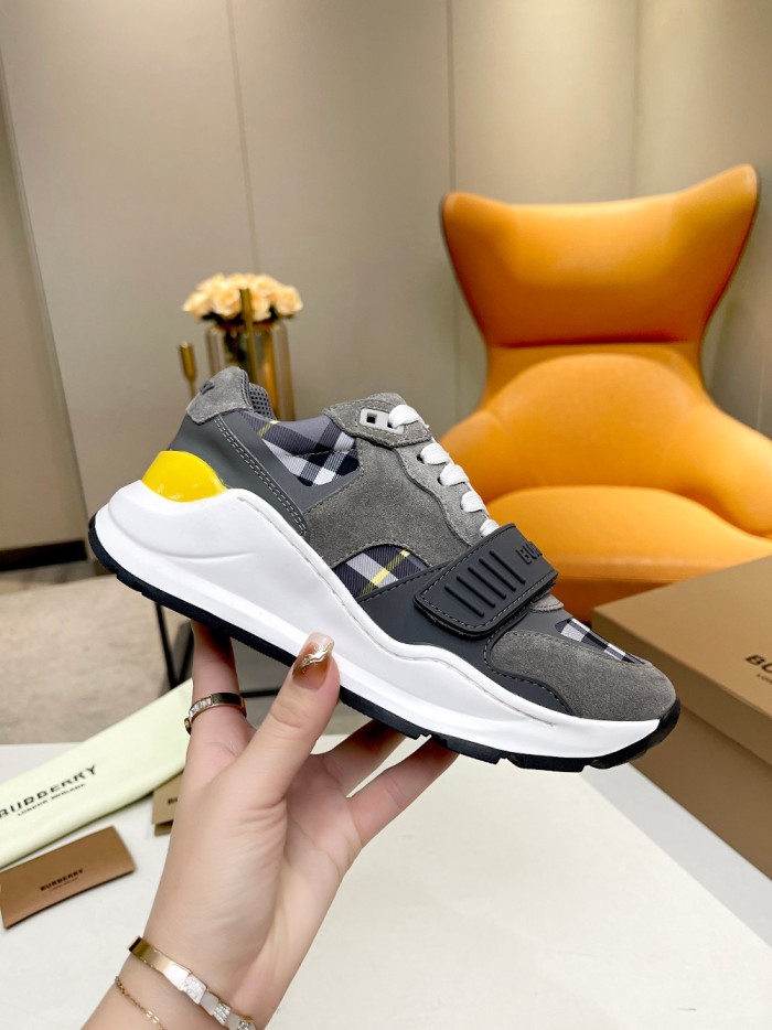 Burberry 004 Casual shoes XM023