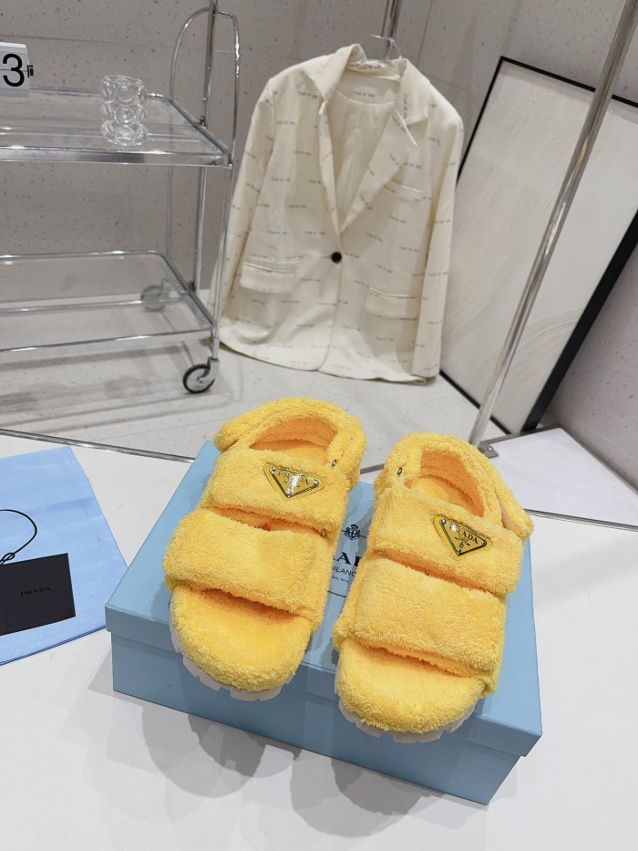 Prada shoes 057 XM092