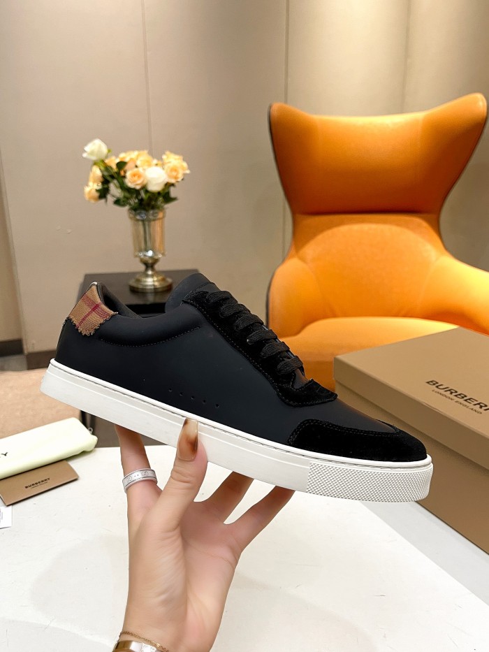 Burberry 002 Casual shoes XM062