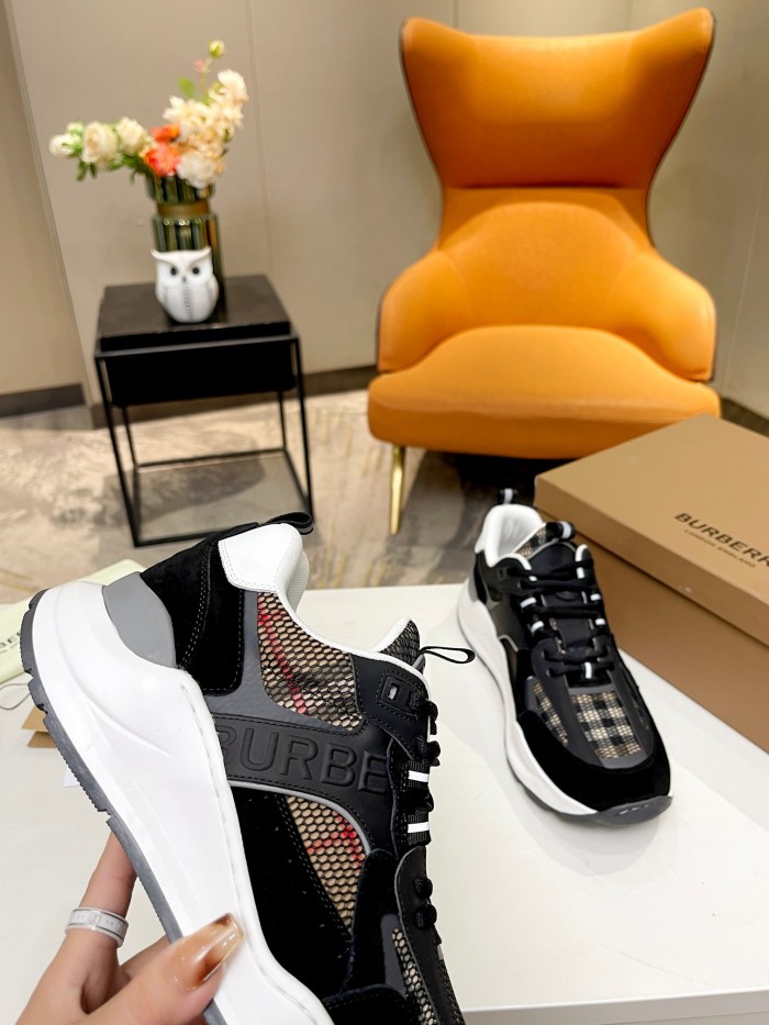 Burberry 003 Casual shoes XM033